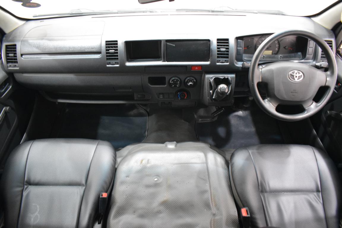 2023 Toyota Quantum 2.5D-4D Sesfikile