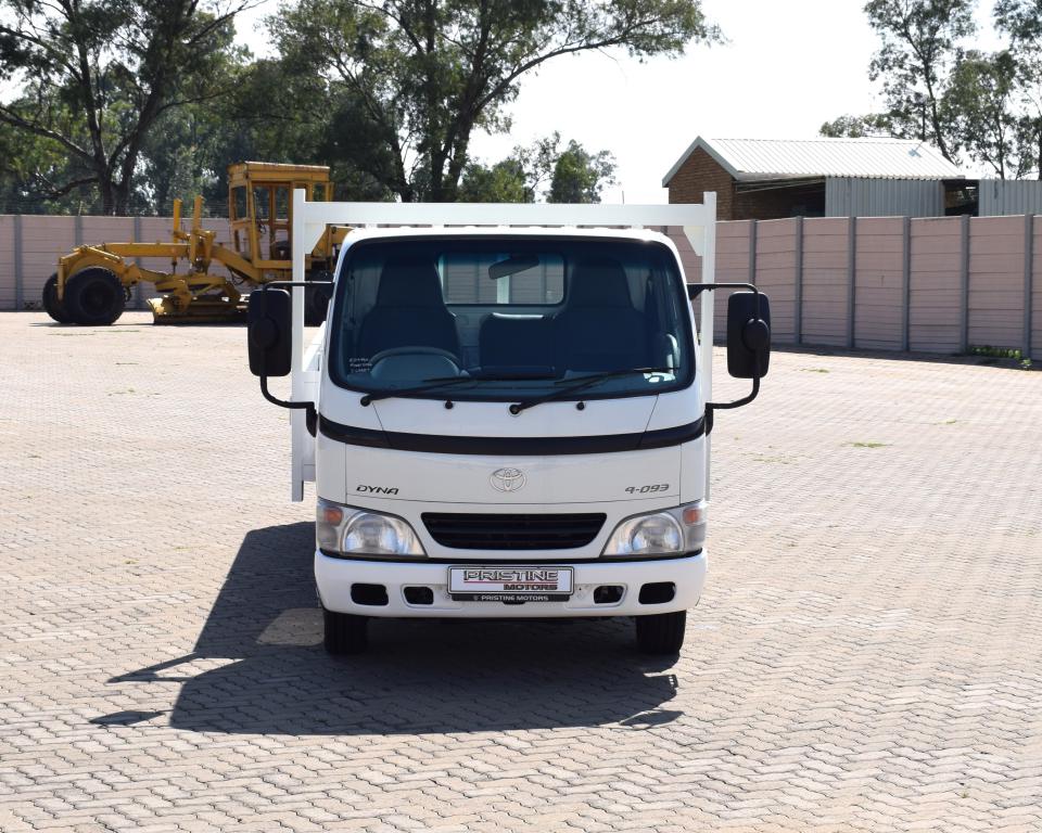 2004 Toyota Dyna 4-093 Dropside Driving School Truck