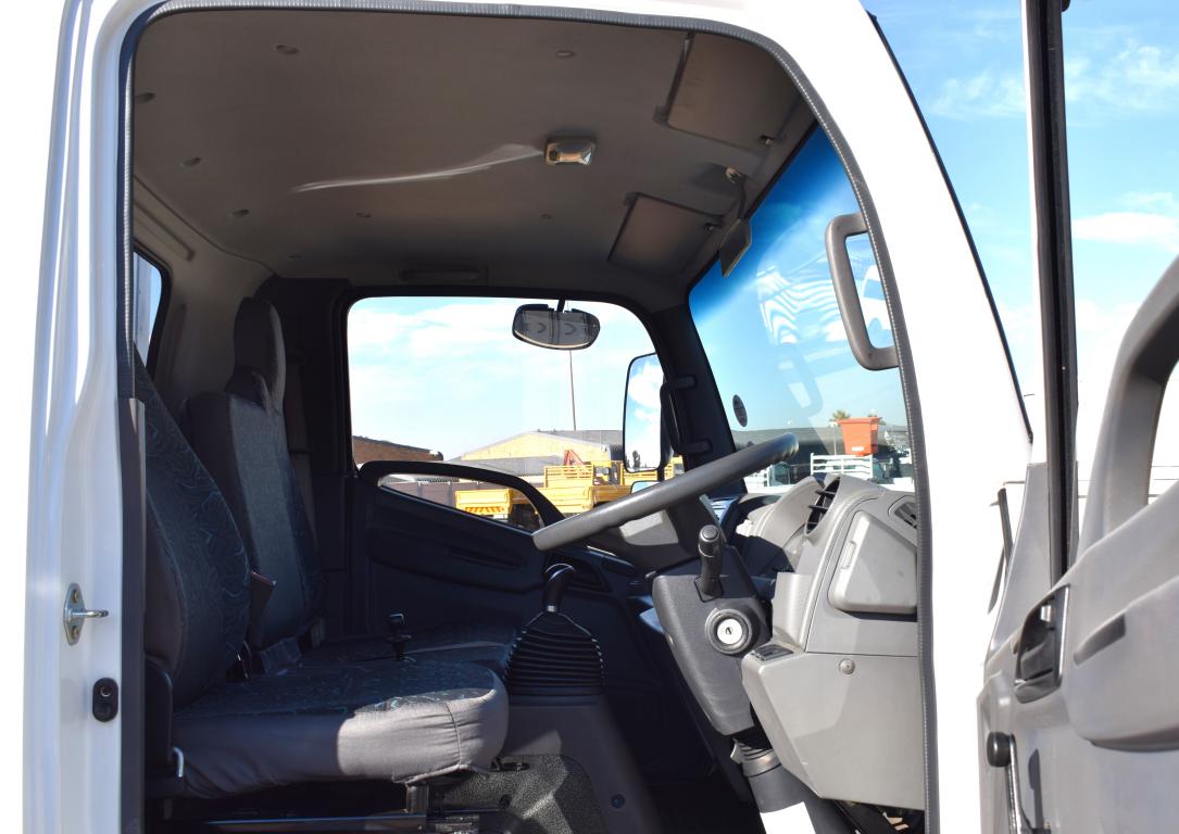2023 FAW 8.140 FL Refrigerated Body Truck
