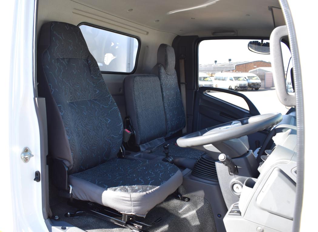 2023 FAW 8.140 FL Refrigerated Body Truck