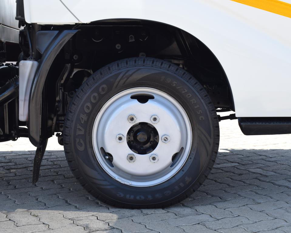 2004 Toyota Dyna 4-093 Dropside Driving School Truck