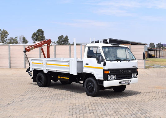 1985 Toyota Dyna 150 Dropside, Side Tipper + Crane Truck