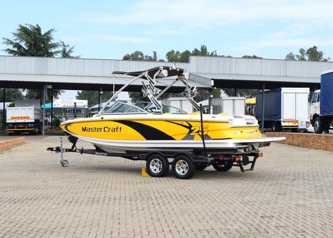 2008 Mastercraft X-25 Boat