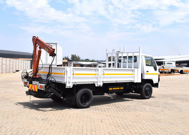 1985 Toyota Dyna 150 DROPSIDE, SIDE TIPPER + CRANE TRUCK