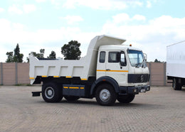 1982 Mercedes-Benz 1924S/32 MC TIPPER TRUCK