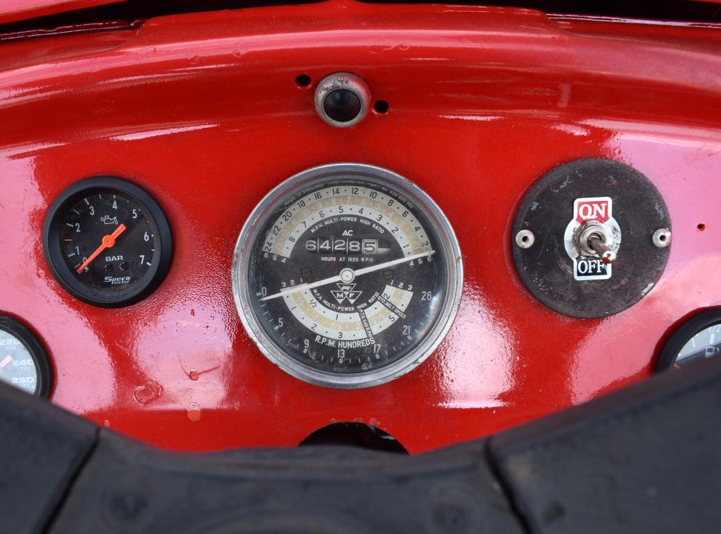 Massey Ferguson 135 TRACTOR & SLASHER