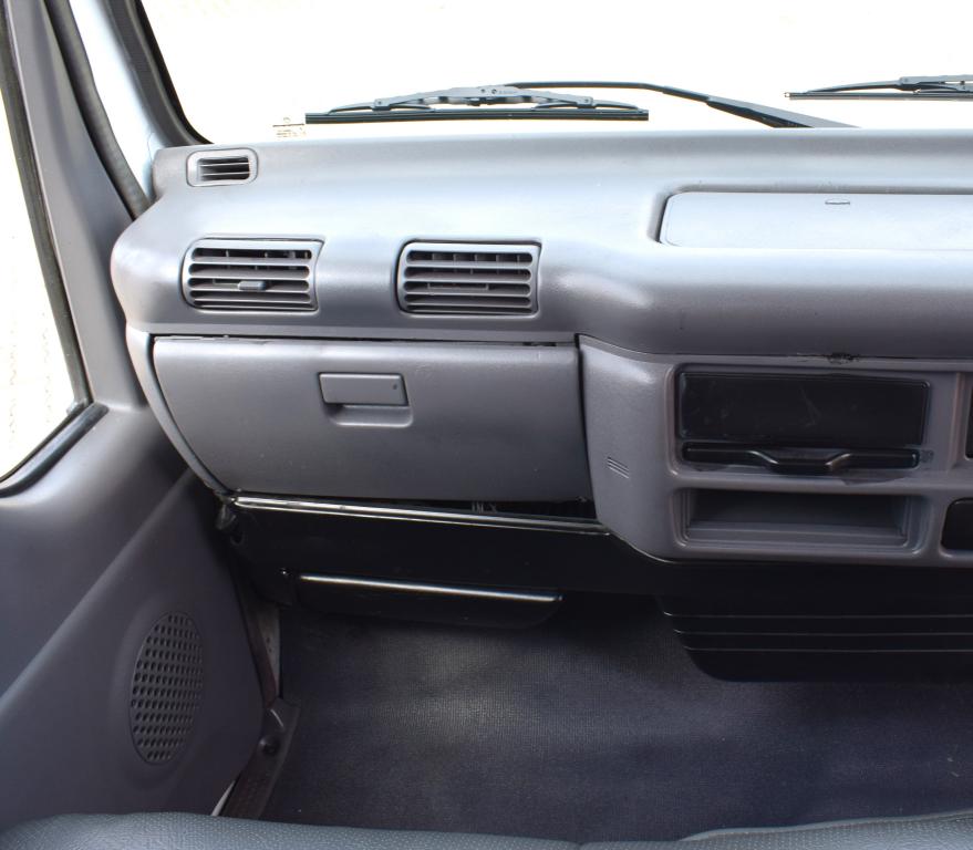 2006 Isuzu NHR 150 Dropside Driving School Truck