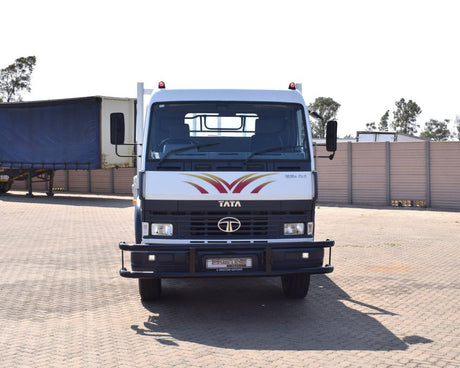 2015 Tata LPT 1918C Dropside Truck