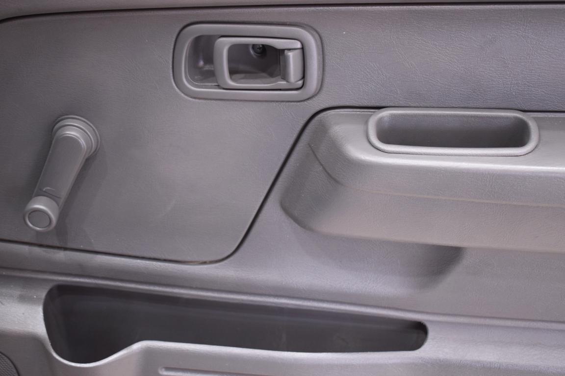 2017 Nissan NP300 Hardbody 2.0 (Aircon)