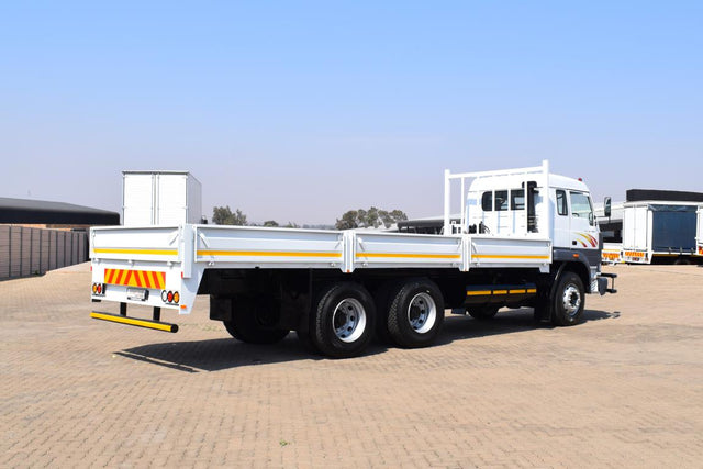 2015 Tata LPT 1918C Dropside Truck