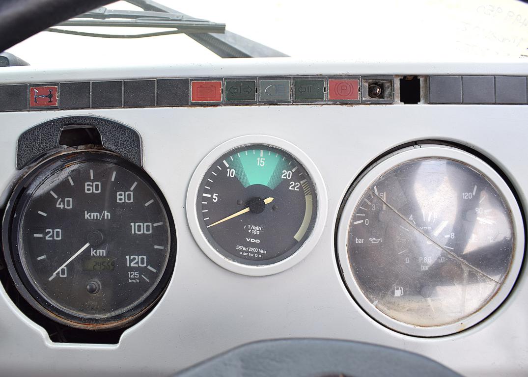 1982 Mercedes-Benz 1924S/32 MC TIPPER TRUCK