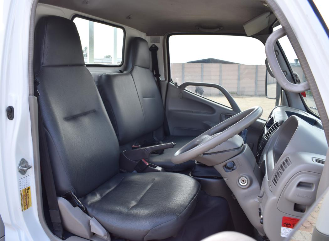 2008 Toyota Dyna 4-093 Dropside Driving School Truck