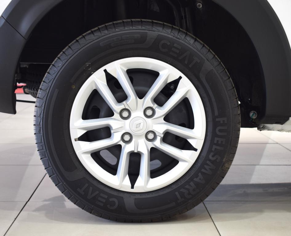 2025 Renault Triber 1.0 Dynamique