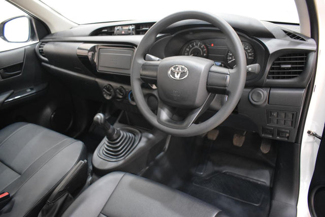2023 Toyota Hilux 2.0 S (Aircon)