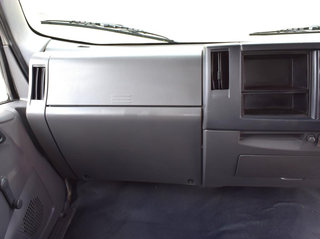 2013 Isuzu NPR 400 AMT DROPSIDE TRUCK