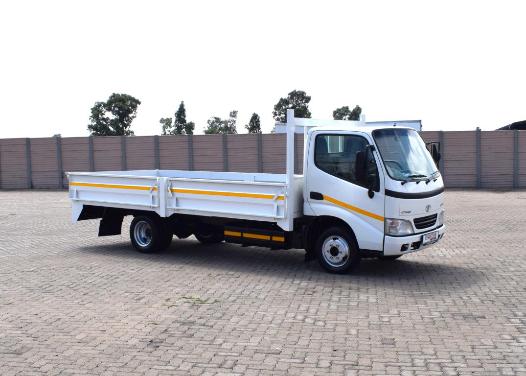 2008 Toyota Dyna 4-093 Dropside Driving School Truck