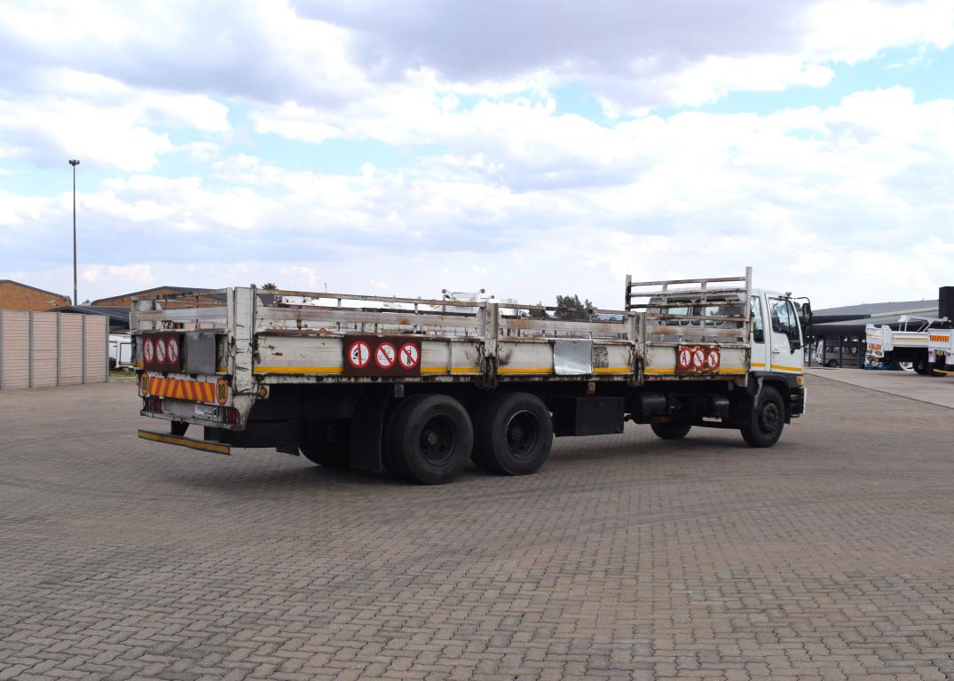 2003 Hino 15-207 Dropside Truck
