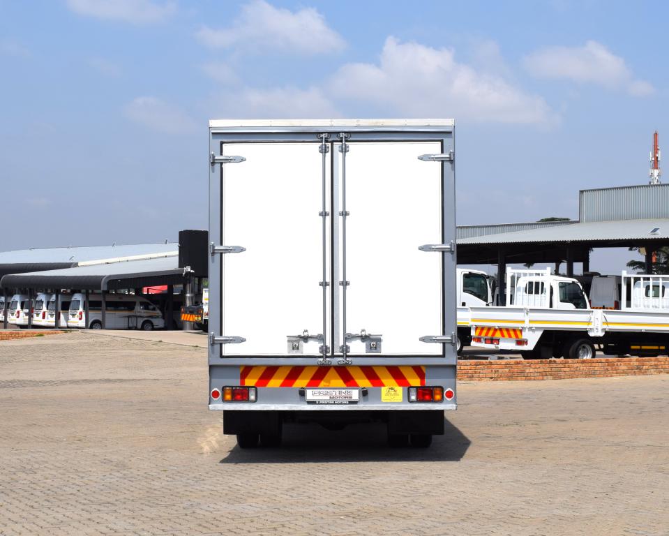 2020 Isuzu NPR 300 VOLUME BODY TRUCK
