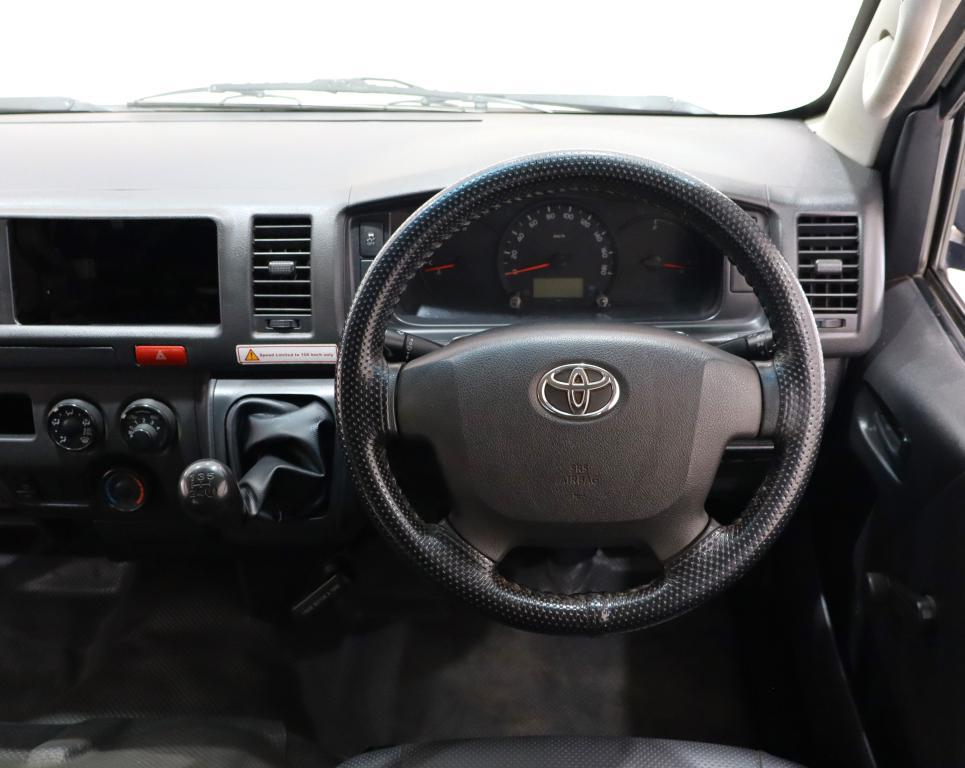 2023 Toyota Quantum 2.7 Sesfikile