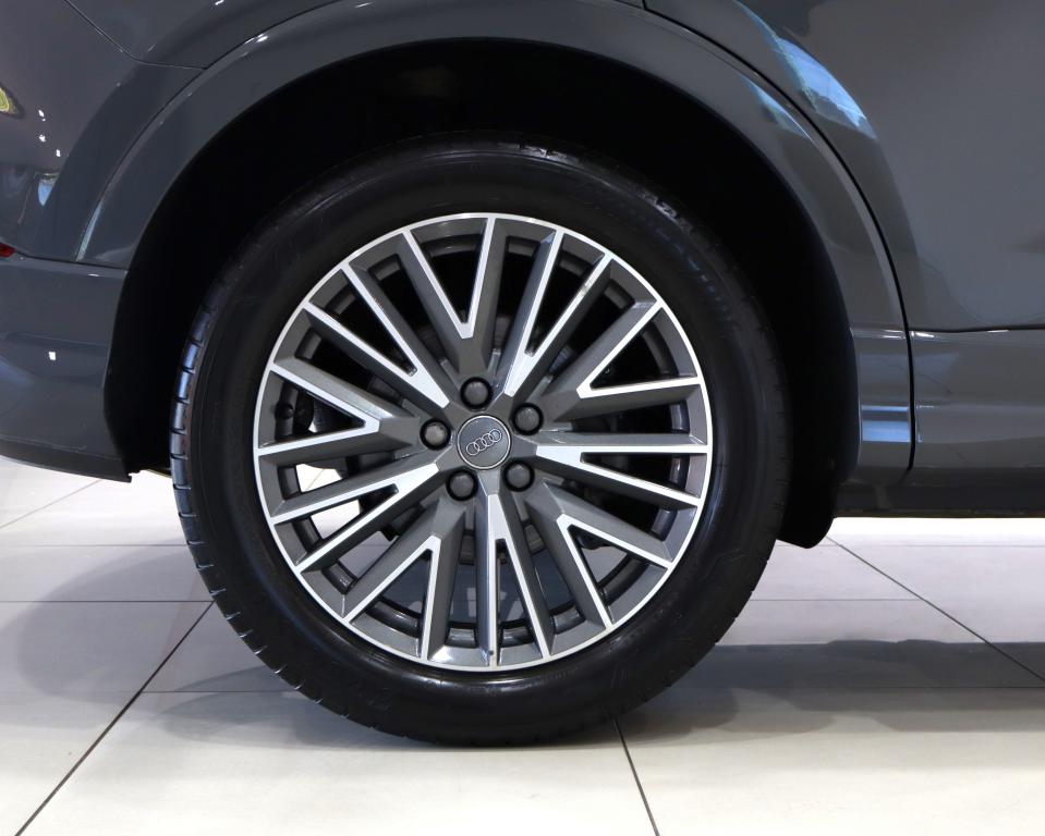 2020 Audi Q3 35TFSI Advanced line
