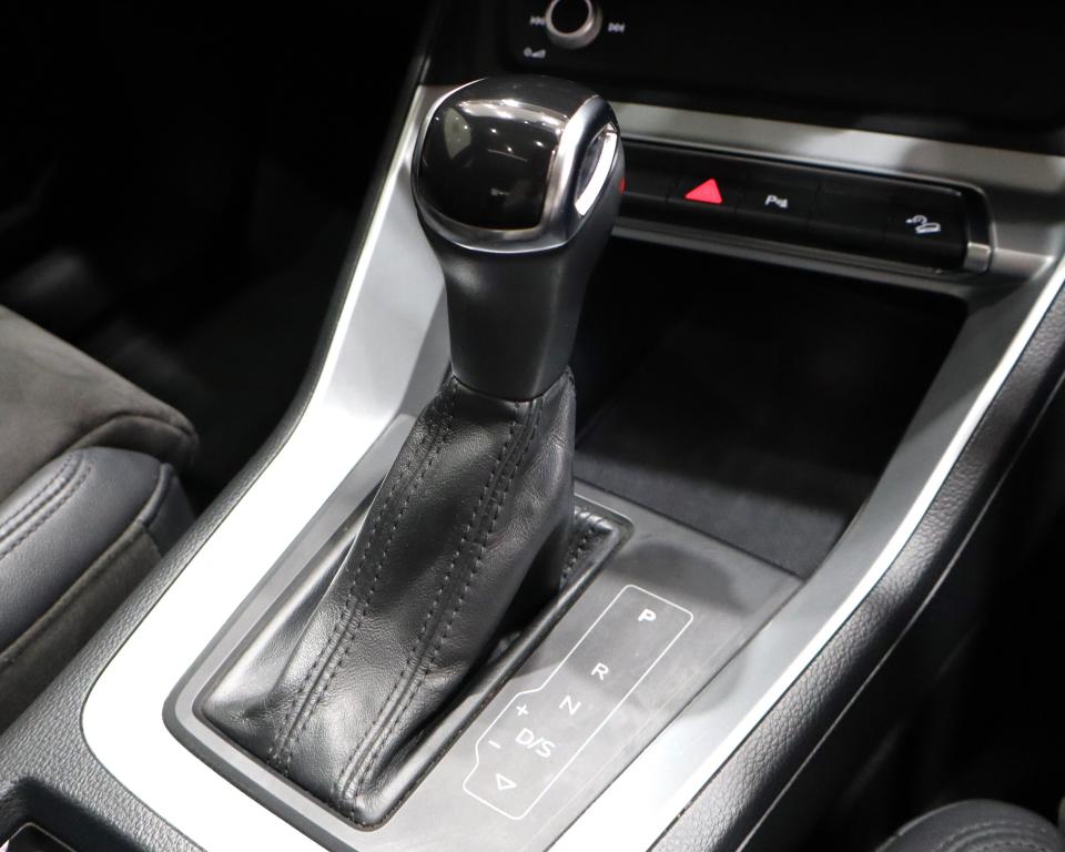 2020 Audi Q3 35TFSI Advanced line