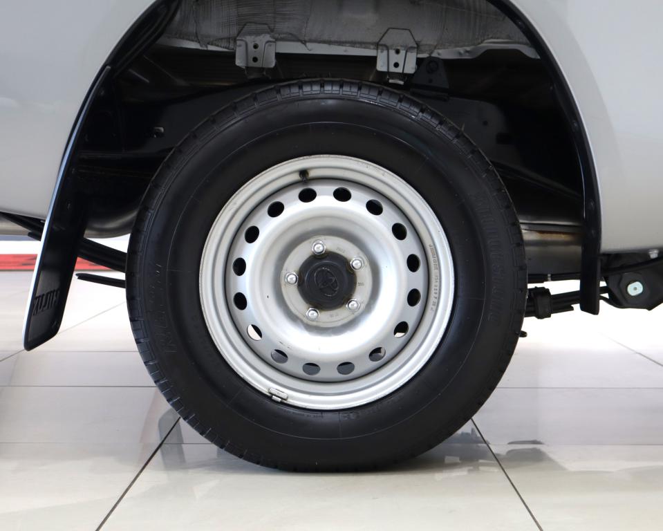 2025 Toyota Hilux 2.0 Single Cab S