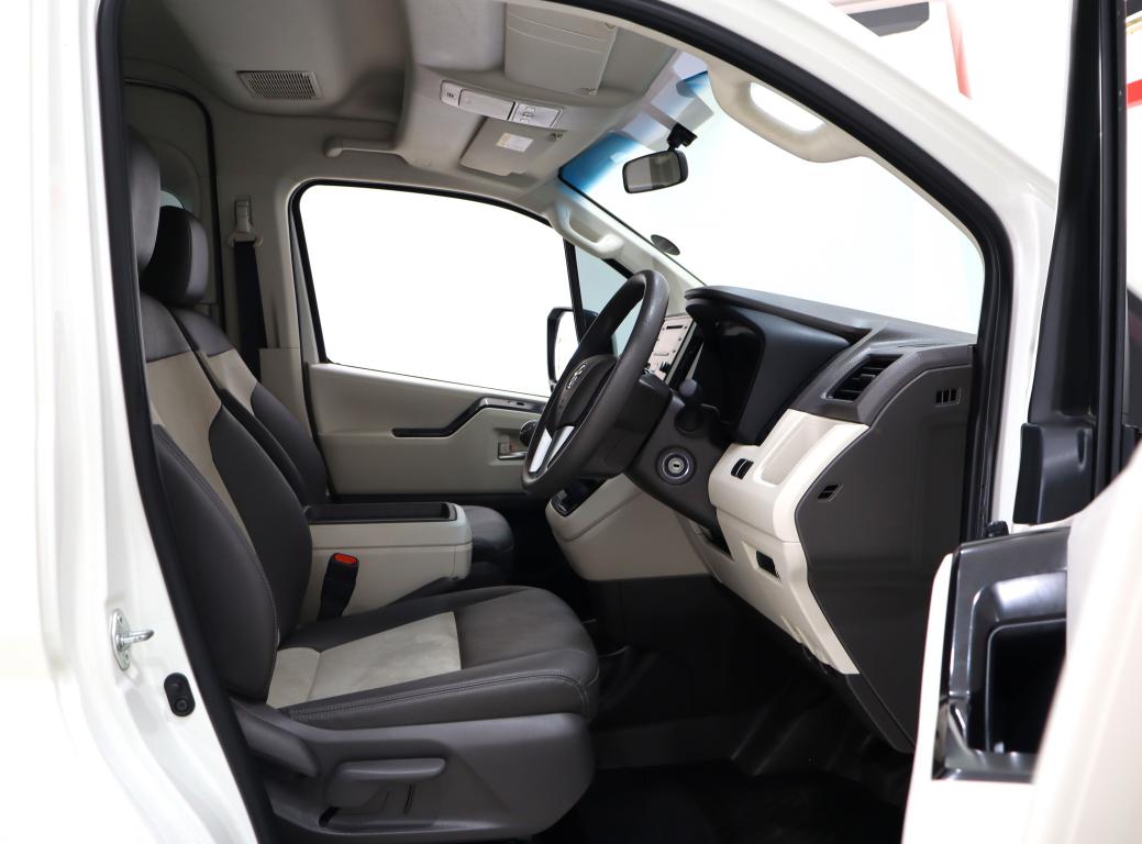 2019 Toyota Quantum 2.8 SLWB Bus 14-Seater GL