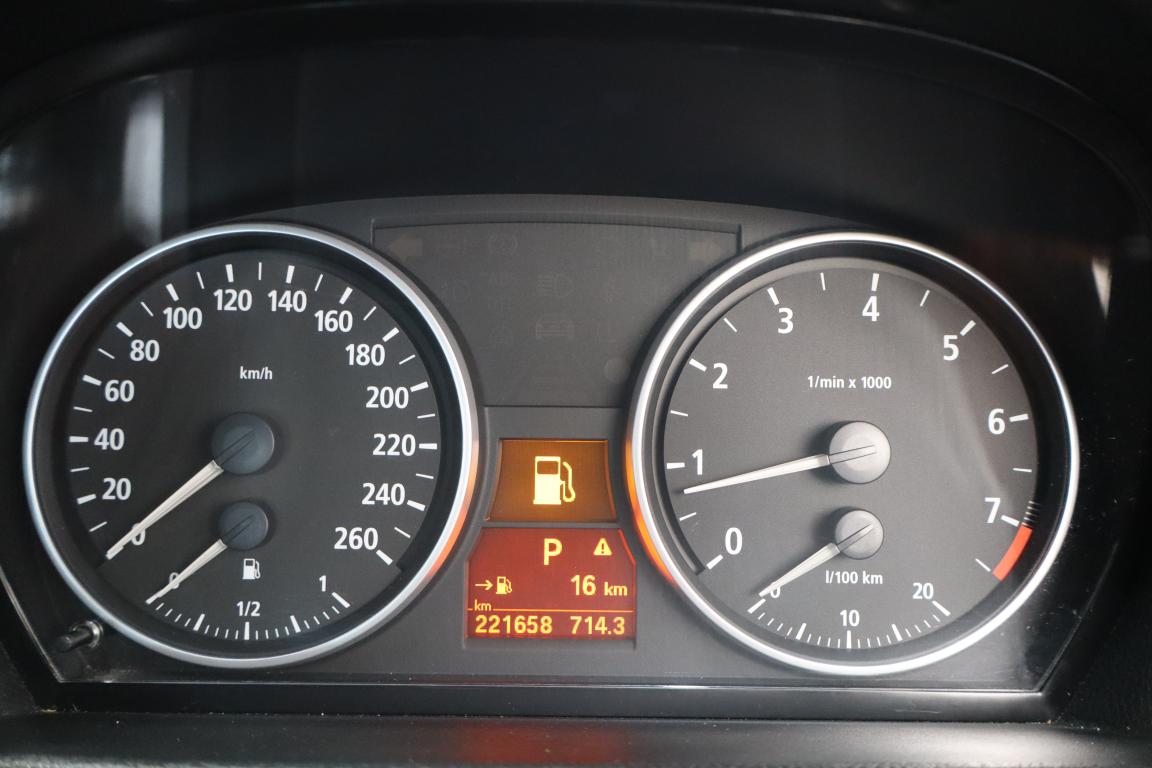 2007 BMW 3 Series 330i Auto