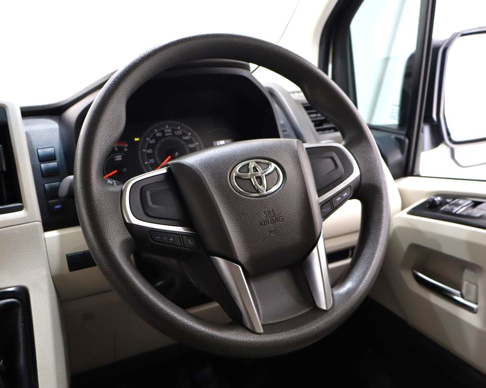 2019 Toyota Quantum 2.8 SLWB Bus 14-Seater GL