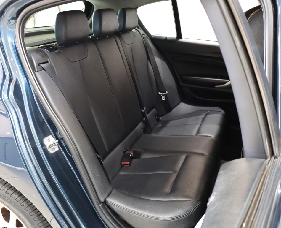 2014 BMW 1 Series 118i 5-Door