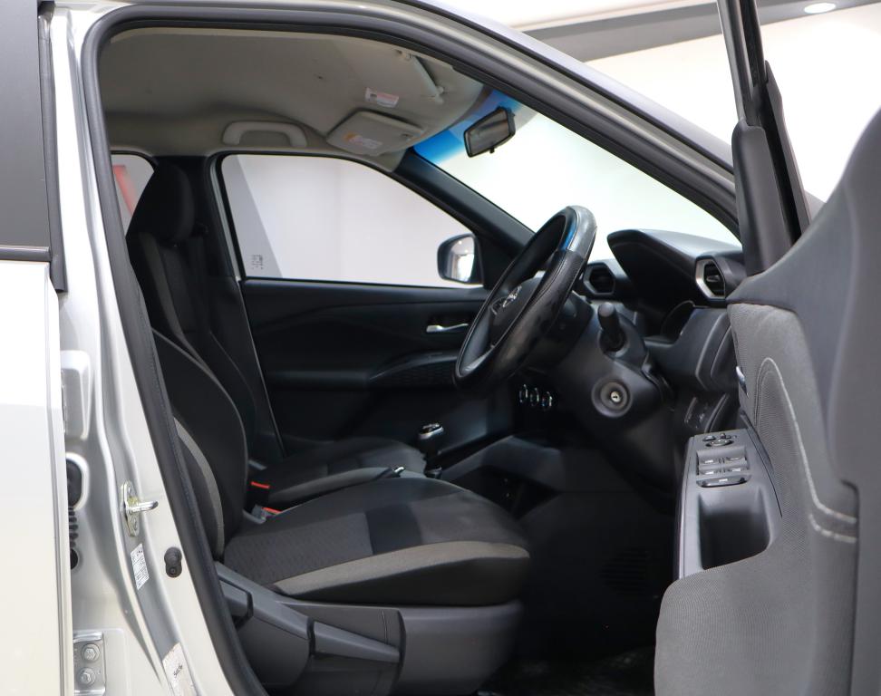 2025 Nissan Magnite 1.0 Visia Manual