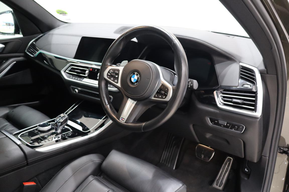2022 BMW X5 M50d