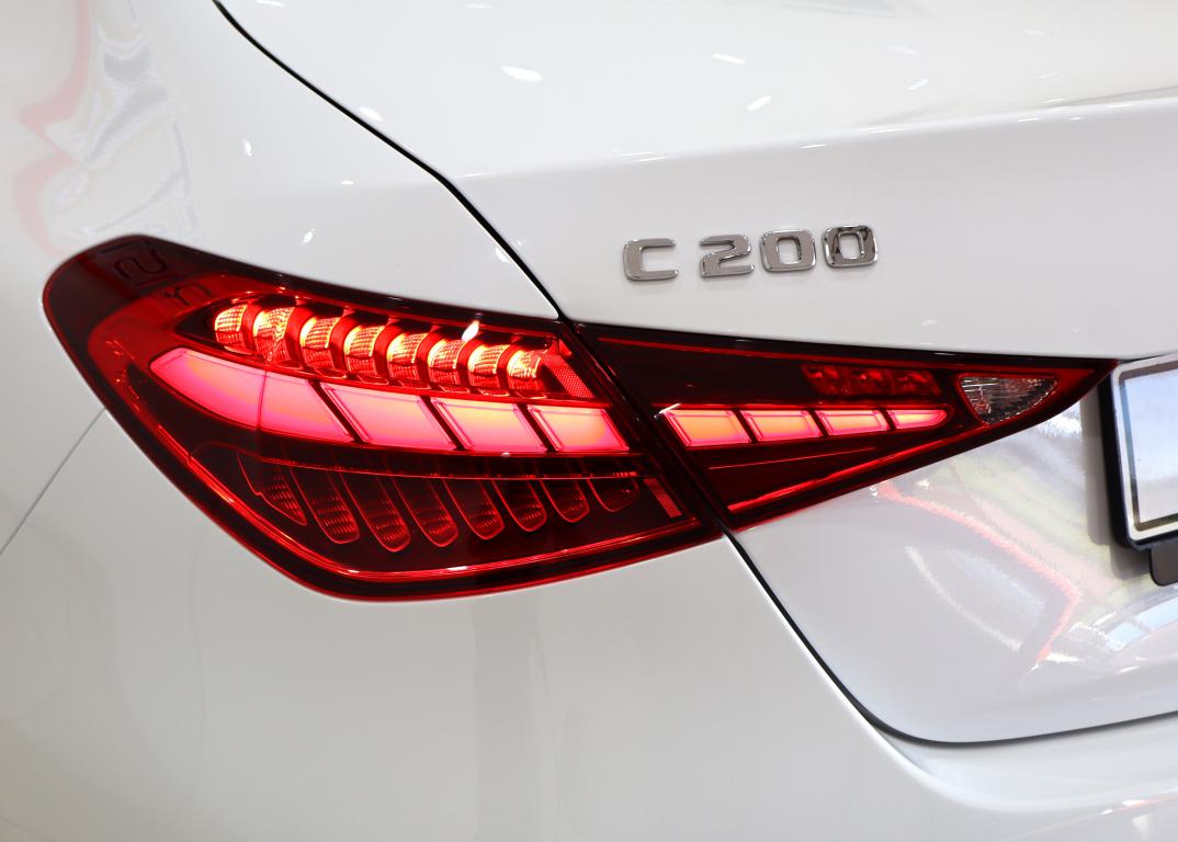 2022 Mercedes-Benz C-Class C200 AMG Line