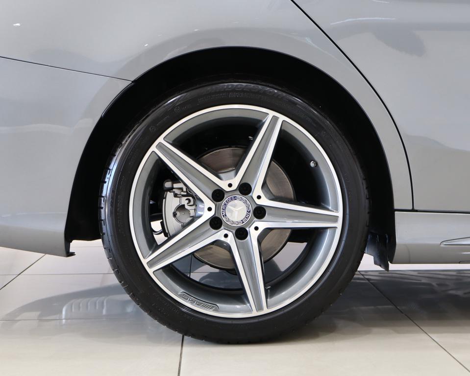 2016 Mercedes-Benz C-Class C250 AMG Line