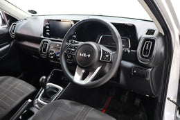 2024 Kia Sonet 1.5 LX Manual