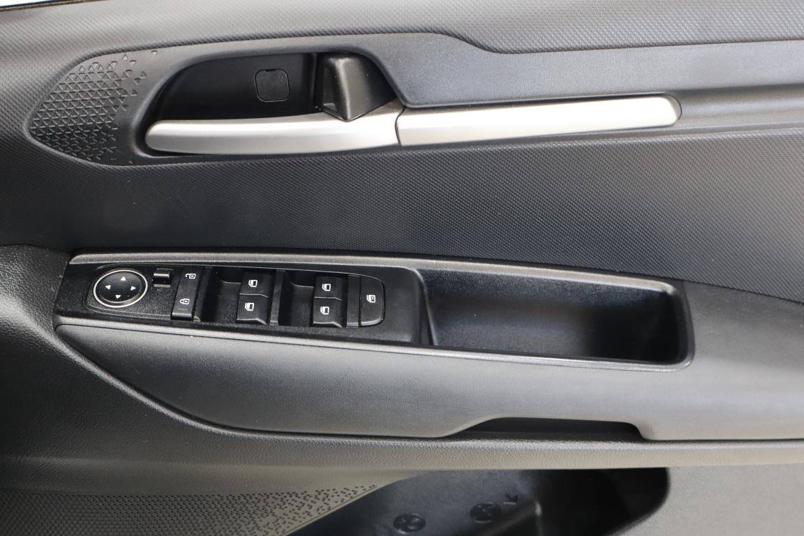 2024 Kia Sonet 1.5 LX Manual