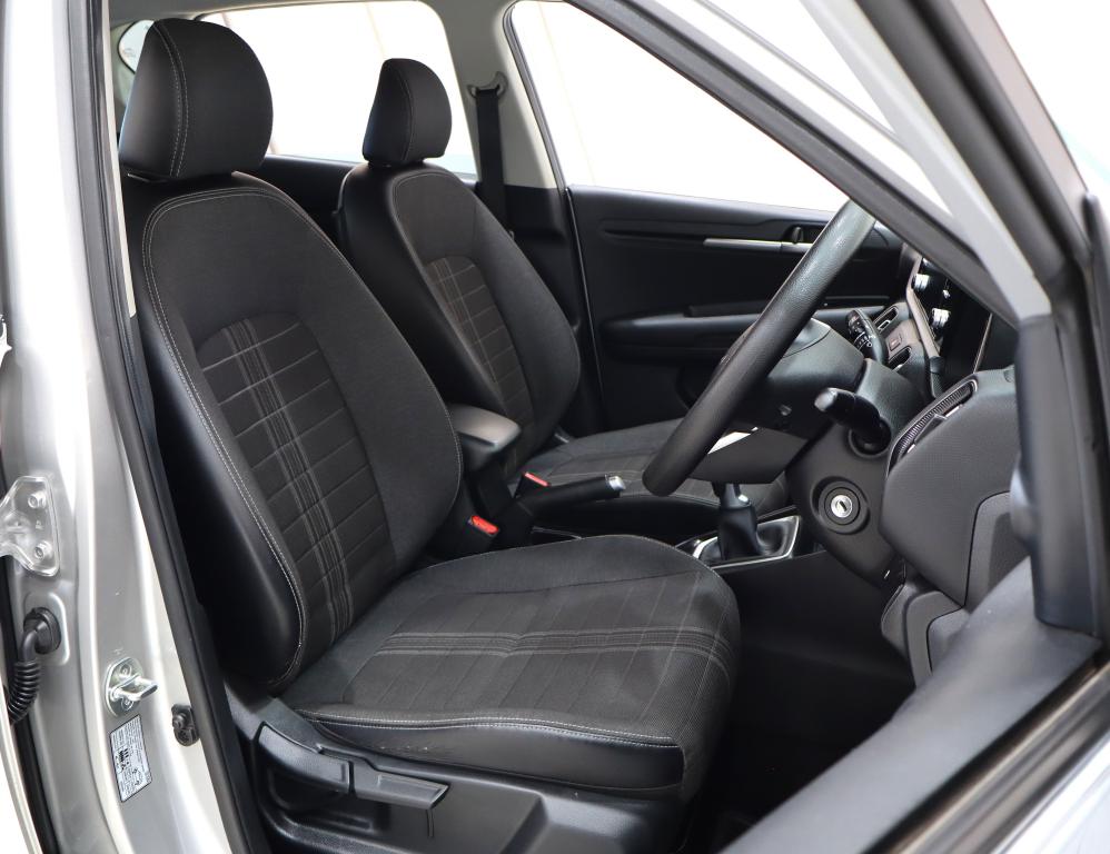 2024 Kia Sonet 1.5 LX Manual