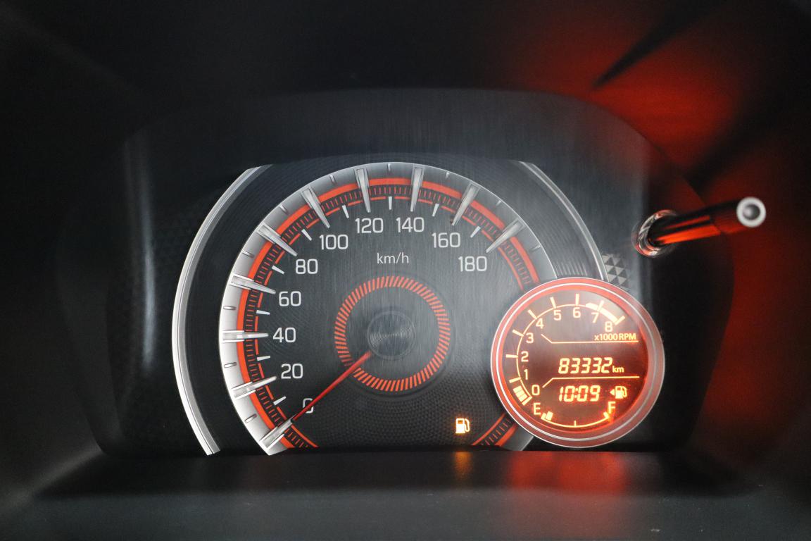 2023 Toyota Vitz 1.0 XR Manual