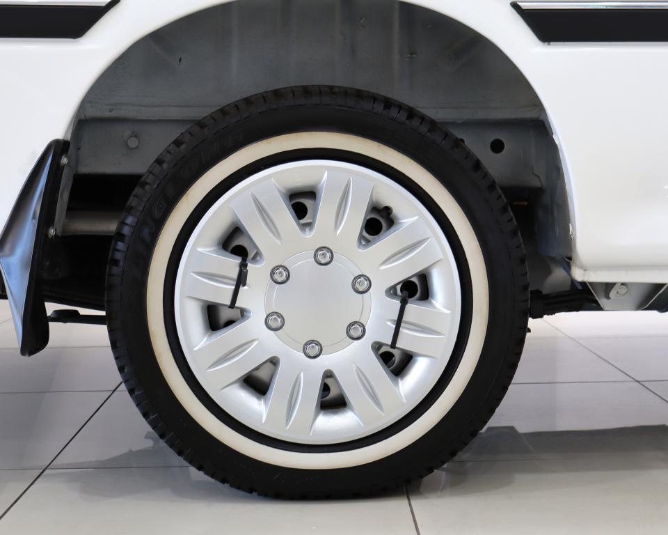 2025 Golden Dragon Ikumbi 2.2i 14-Seater