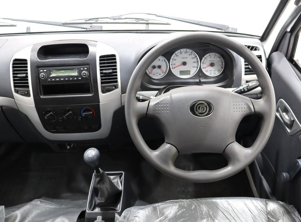 2025 Golden Dragon Ikumbi 2.2i 14-Seater