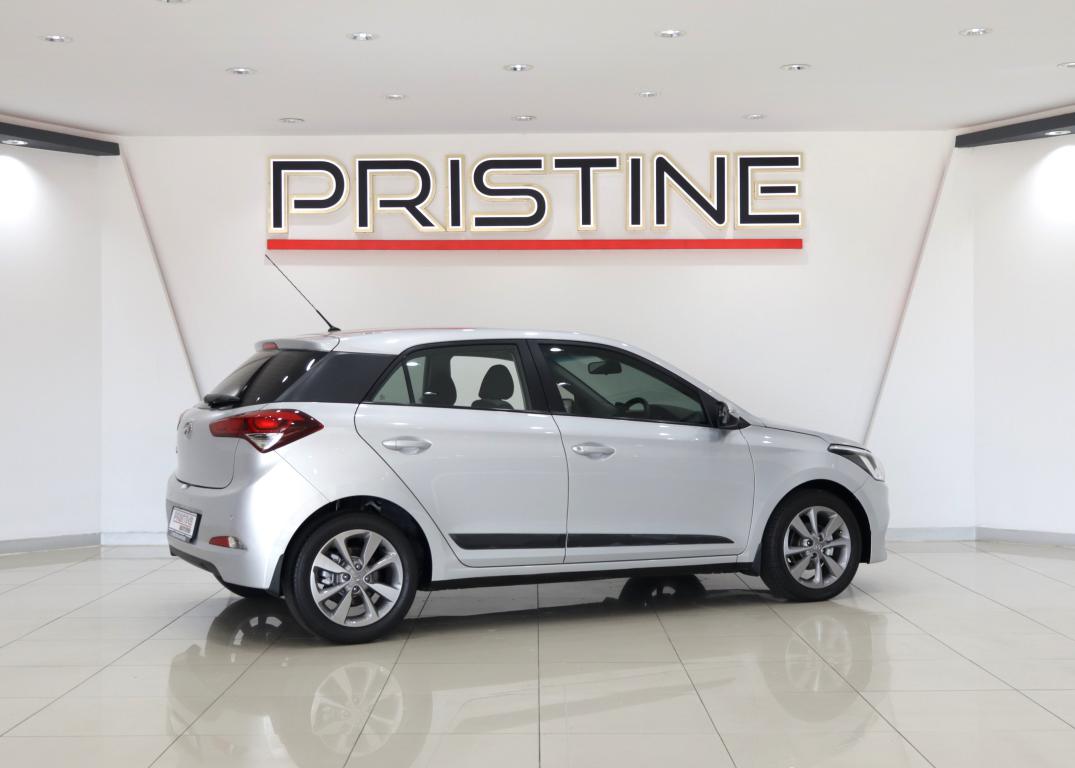 2015 Hyundai i20 1.4 Fluid Auto