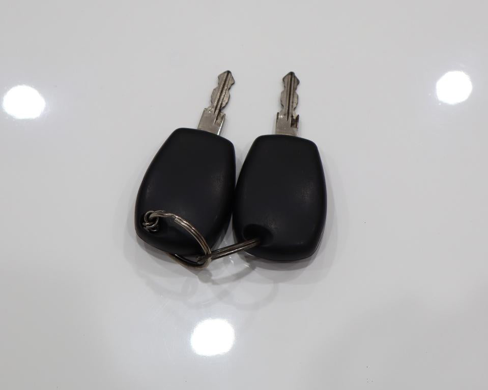 2021 Nissan NP200 1.6i (Aircon) Safety Pack