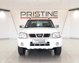 2019 Nissan NP300 Hardbody 2.4 Double Cab 4x4