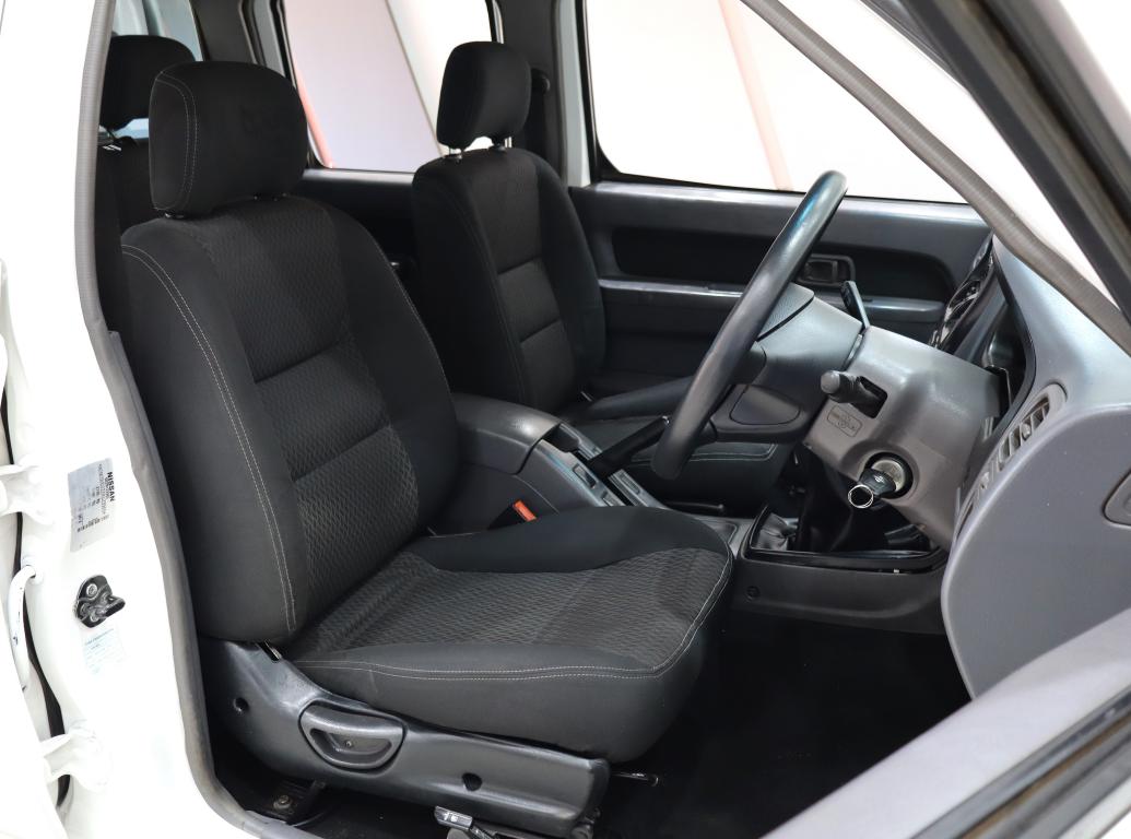 2019 Nissan NP300 Hardbody 2.4 Double Cab 4x4