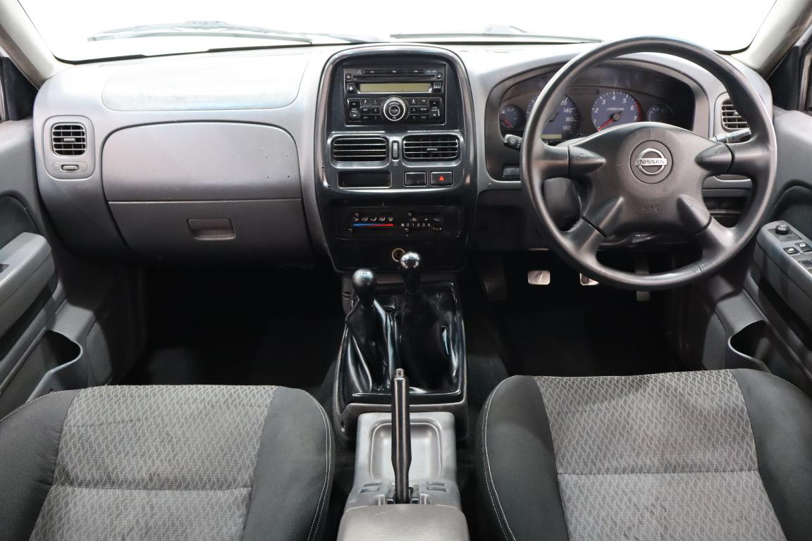 2019 Nissan NP300 Hardbody 2.4 Double Cab 4x4