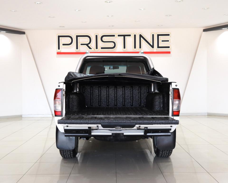 2019 Nissan NP300 Hardbody 2.4 Double Cab 4x4