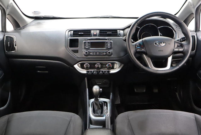 2013 Kia Rio Sedan 1.4 Tec Auto