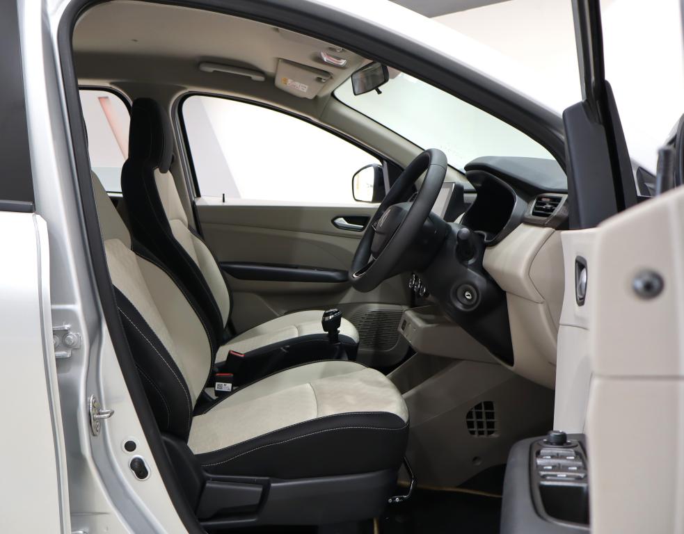 2026 Renault Triber 1.0 Techno