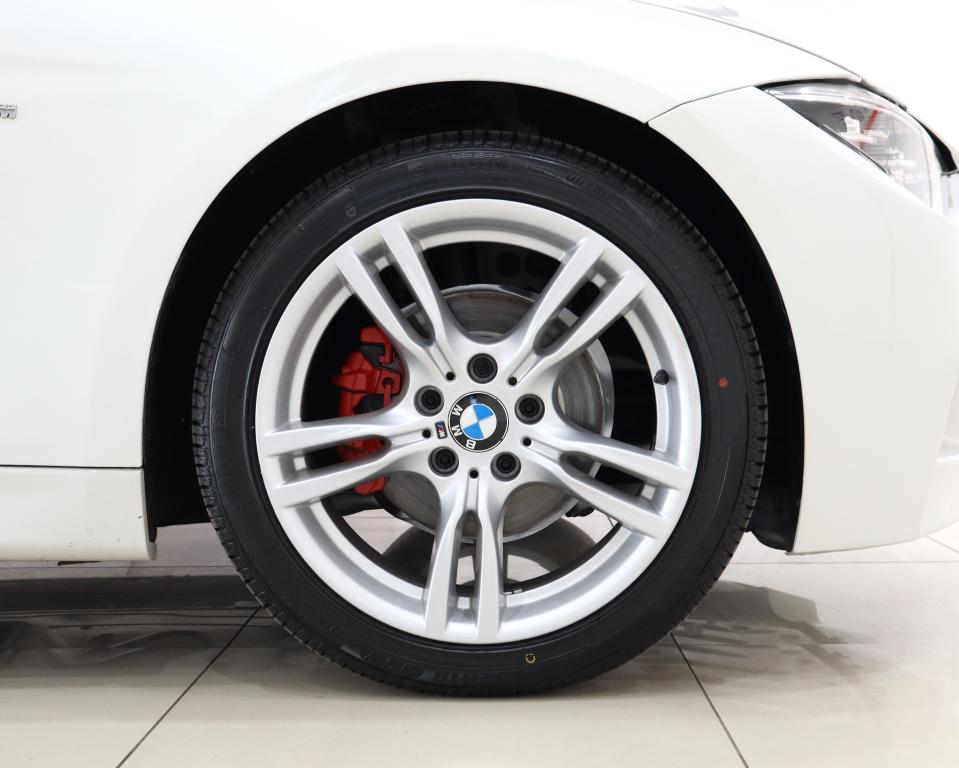 2017 BMW 3 Series 320i M Sport Auto