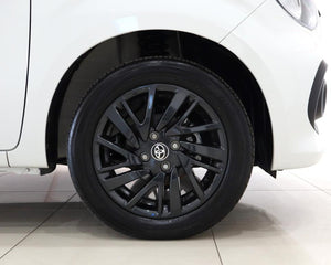 2025 Toyota Vitz 1.0 XR Manual